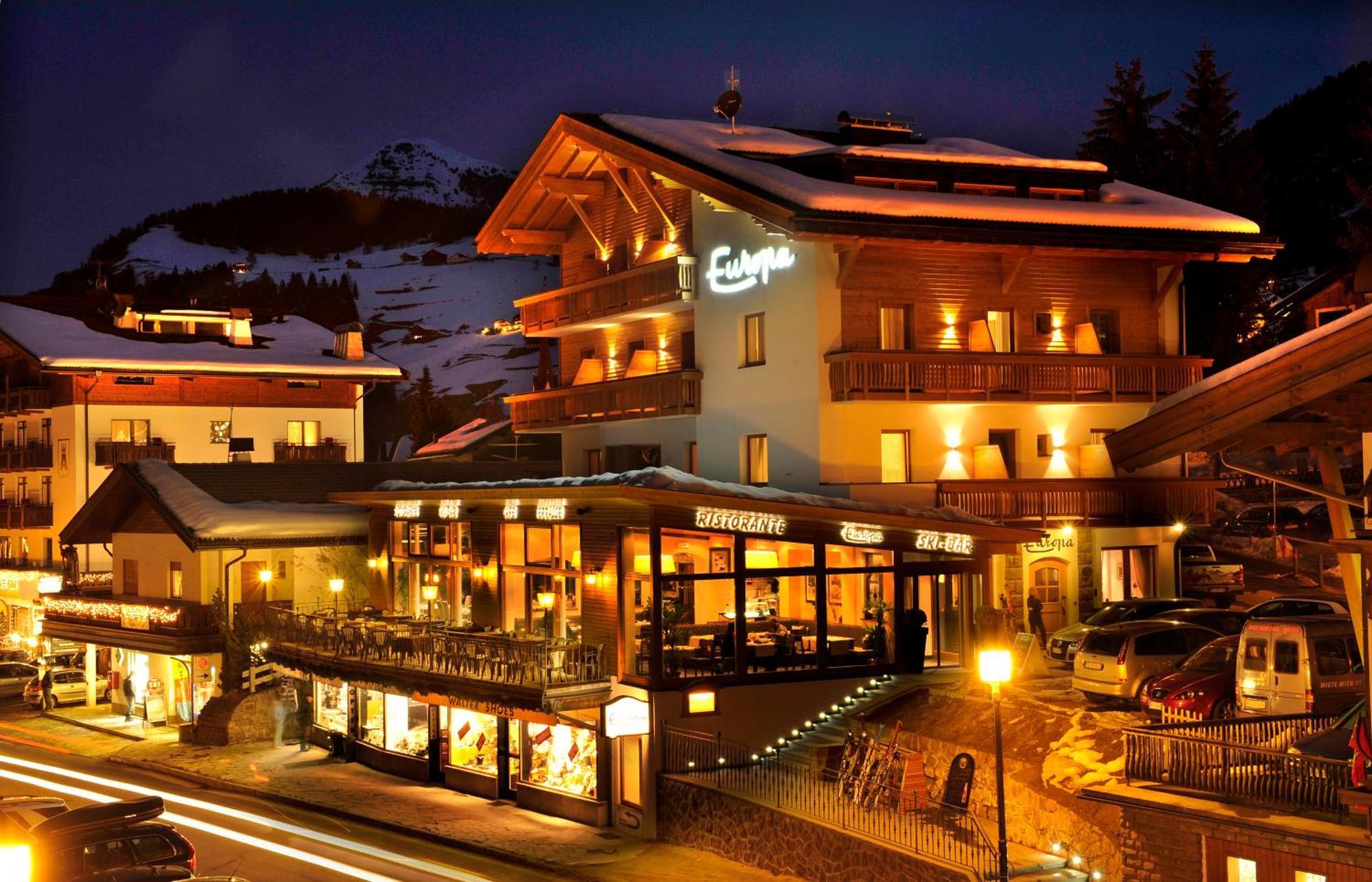 Hotel Europa Dolomites セルヴァ・ディ・ヴァル・ガルデーナ エクステリア 写真