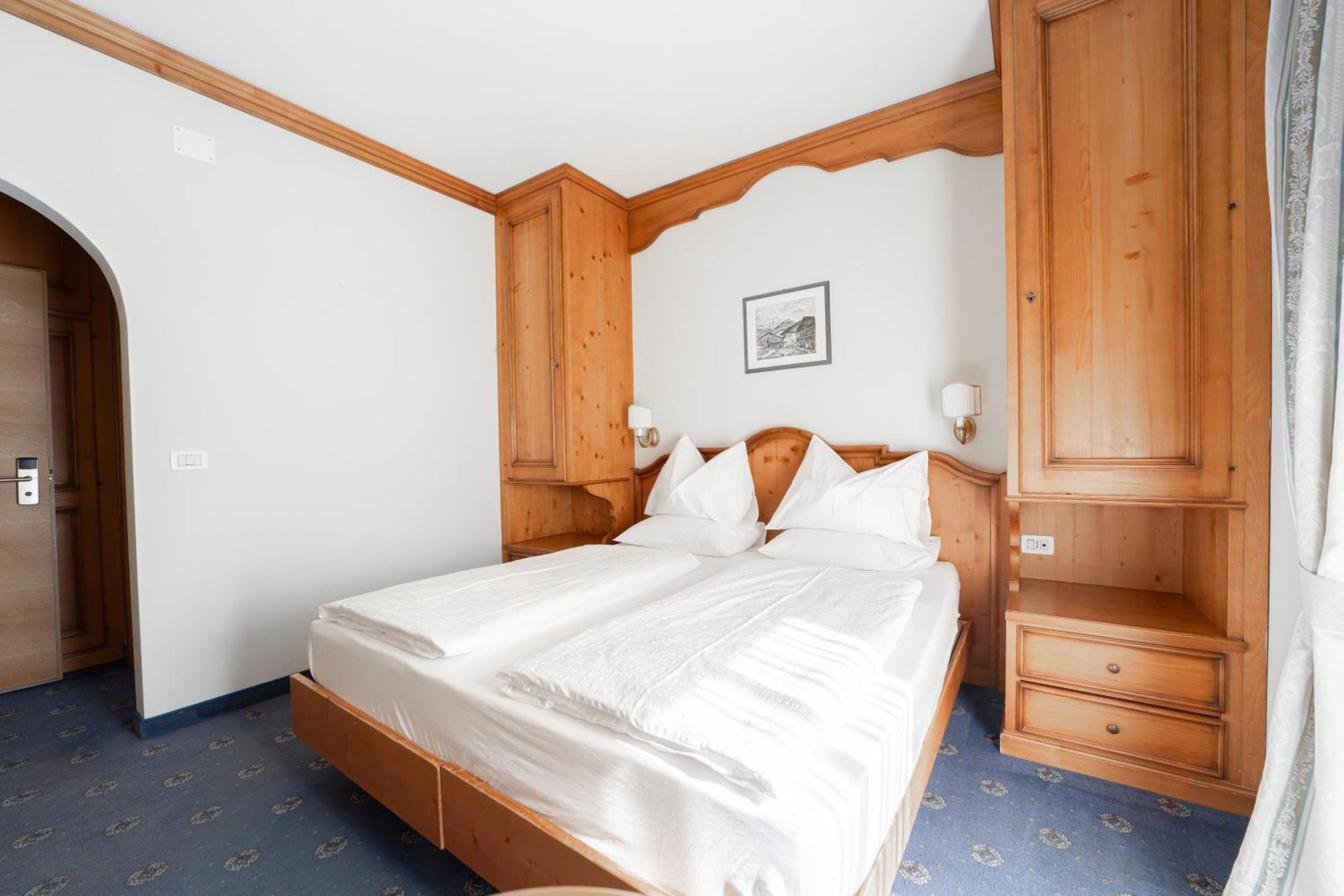 Hotel Europa Dolomites セルヴァ・ディ・ヴァル・ガルデーナ エクステリア 写真